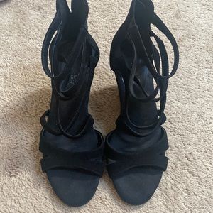 Aerosols Heelrest Wedge Sandals Size 9 Black